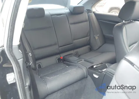 2010 BMW 328I из США, поврежденный, VIN WBAWV1C57AP123650